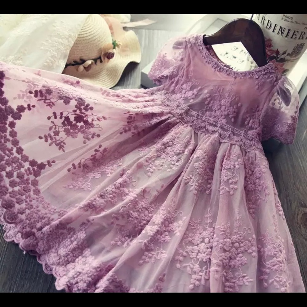 NEW Lavender Fully Lined Dress w/Tags, fits 3-4T